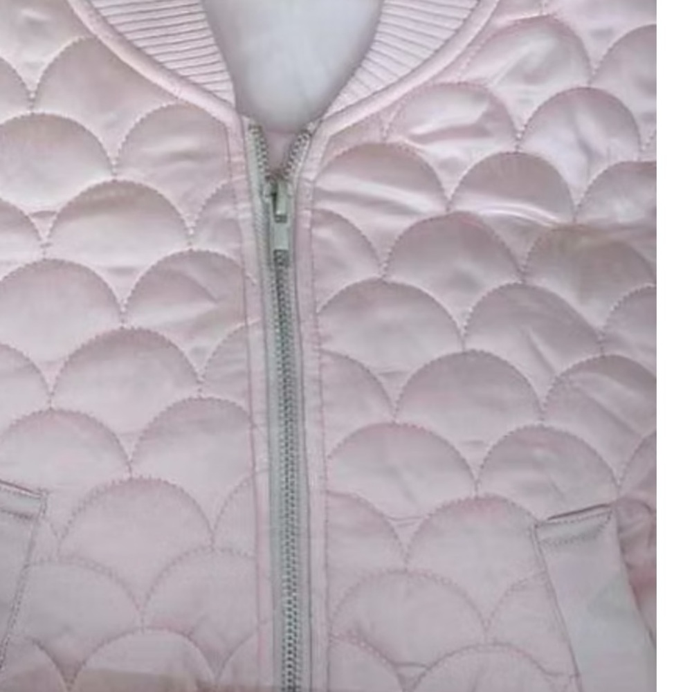 O’DOLLY DEAREST The Polly Jacket Pink Scallop Quilted Bomber 
Size S - NWOT - Picture 4 of 13
